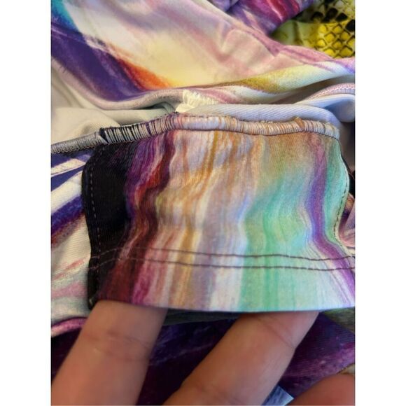 LiCi Fit Workout Set in Electric Sunset Butt scrunch Shorts and Halter Strappy B - Picture 12 of 16